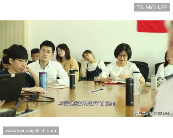 国际真人教程最新指南：如何利用真人教学提升你的游戏策略与团队配合